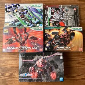 機動戦士ガンダム ダブルオー SEED プラモデル ガンプラ HG まとめ売り ガンダムスローネドライ ズゴック