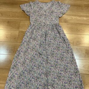 本日限定値下げ No.94 ジーユー 小花柄ワンピース バックリボン