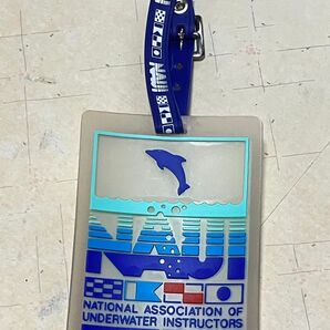 NAUI ダイビング・バゲージタグホルダー 新品未使用ですが、かなり長期保管品です。現在では多分販売して無い品です。送料無料にて