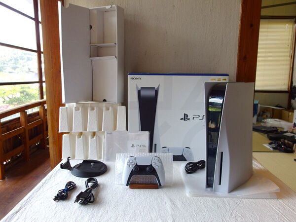 極美品/完品 PlayStation5 CFI-1100A ディスクドライブ搭載 動作良好44