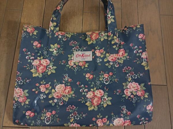 Cath Kidston キャスキッドソン ラミネートトートバッグ ローズ柄