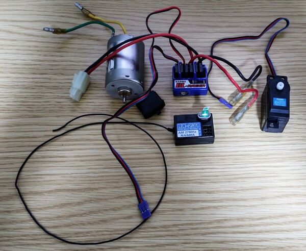 RC メカ一式 サンワ 受信機 サーボ ESC Sanwa Tamiya タミヤ ラジコン