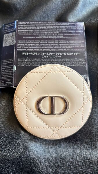 DIOR ディオールスキン フォーエバークチュール ルミナイザー ハイライト 02ピンクグロウ