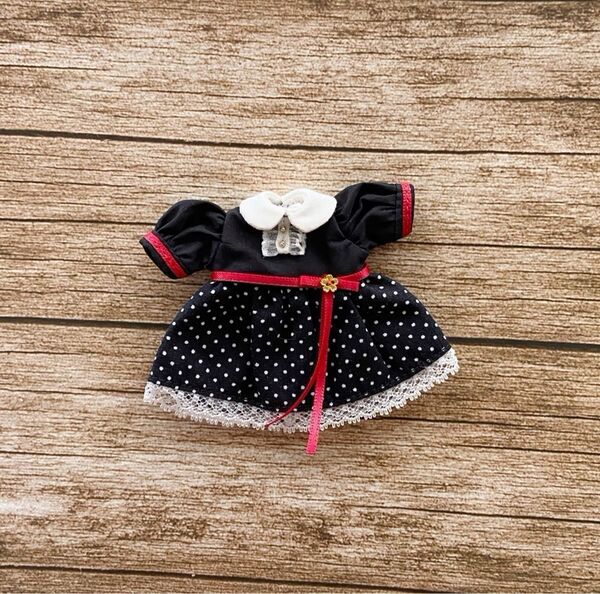 JANAYA ハンドメイド オビツ11服 黒色水玉柄ワンピース 翌日発送