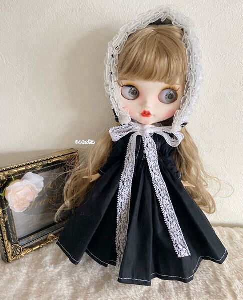 JANAYA ハンドメイド ブライスblythe服 黒色ワンピース 2点セット 翌日発送