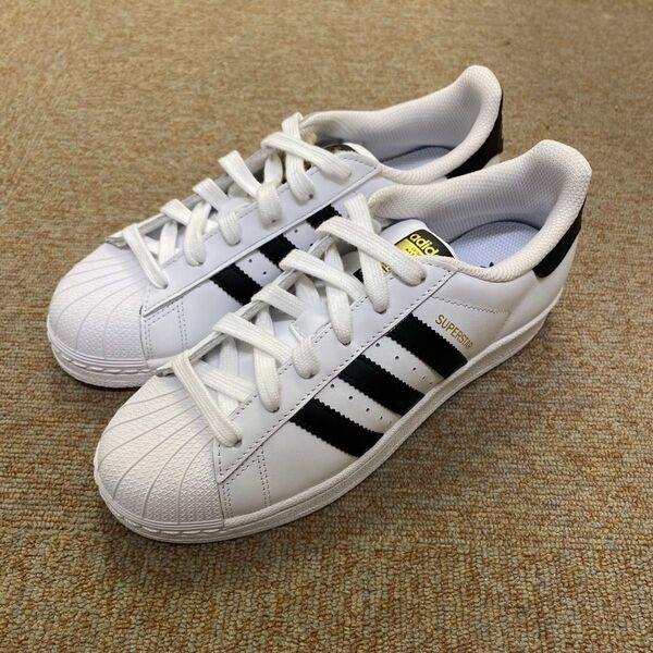 ADIDAS アディダス SUPERSTAR W 新品未使用 23.5cm レザー スニーカー 白
