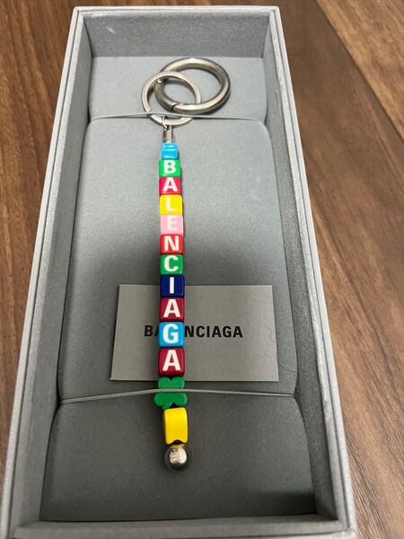 BALENCIAGA キーホルダー 未使用 箱付き マルチカラー キーホルダー キーチェーン チャーム