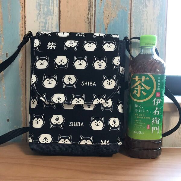 619 黒色 柴犬 犬 和柄 中性 帆布 前掛け ハンドメイド スマホポーチ