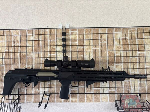 CYMA SVU モケイパドックカスタム スコープ・サプレッサー・呼びマガジン付き