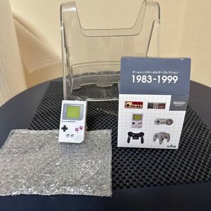ニンテンドーミュージアム ゲームハードキーホルダー 1983-1999 ゲームボーイ GAME BOY