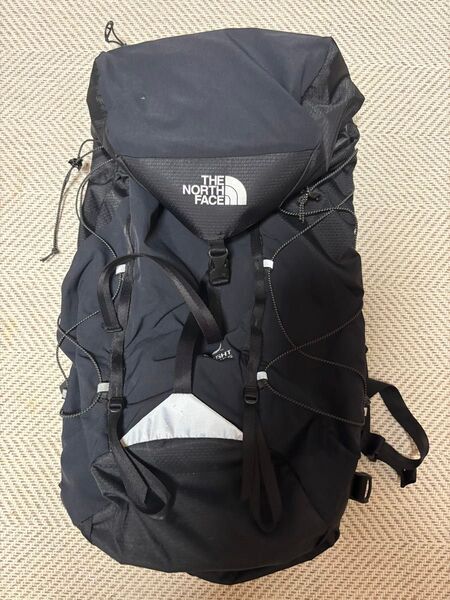 THE NORTH FACE ブラック バックパック 25L