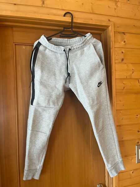 NIKE ナイキ テックフリースパンツ