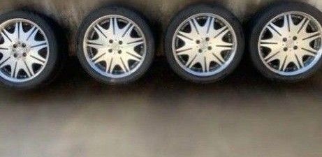 PCD100 バリ山バリ溝 アルミFINALIST 595 EVO 205/45R17
