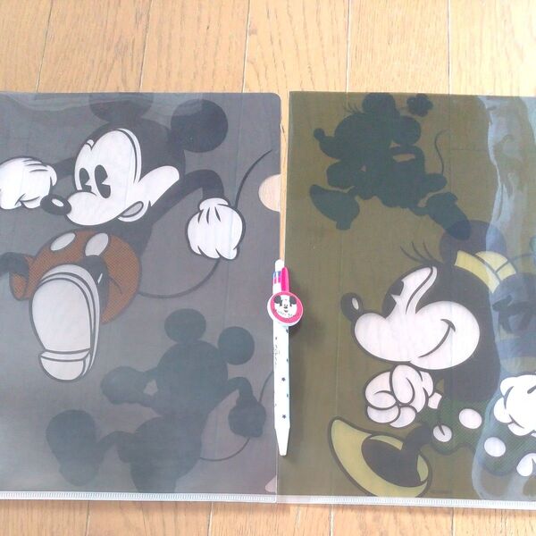 ディズニー ミッキー ミニー クリアファイル ボールペン付き