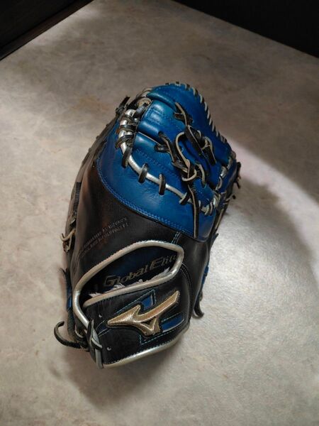 MIZUNOグローバルエリート 軟式ファーストミット