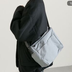ear PAPILLONNER 撥水加工ショルダーバック グレー