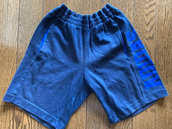 adidas ロゴ入り ハーフパンツ ネイビー 130