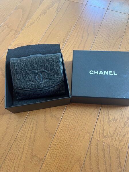 CHANEL 二つ折り財布 キャビアスキン