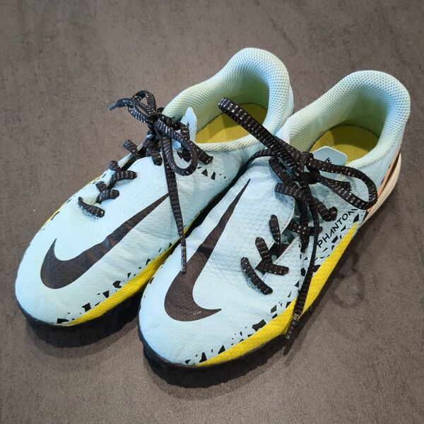 ナイキ サッカー トレシュー トレーニングシューズ 22.5 NIKE