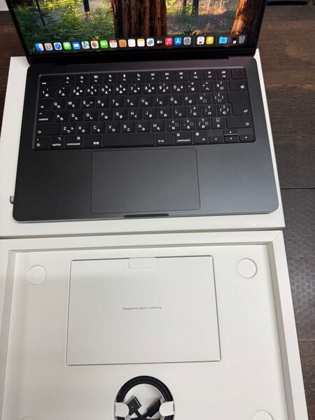 新品同様品★MacBook Pro M3Pro 14inch 18GB/512GB スペースブラック 黒 Apple