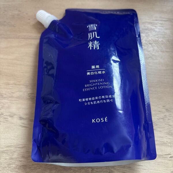 薬用雪肌精 ブライトニング エッセンスローション 詰め替え 310ml