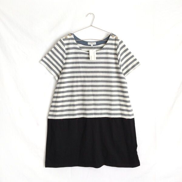【未使用タグ付き】Tシャツワンピース ボーダー柄チュニックワンピース 4L 大きいサイズ