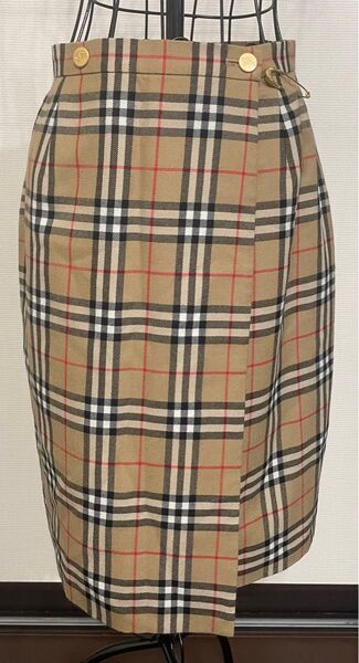 BURBERRY LONDON ノバチェック柄巻きスカート ベージュ