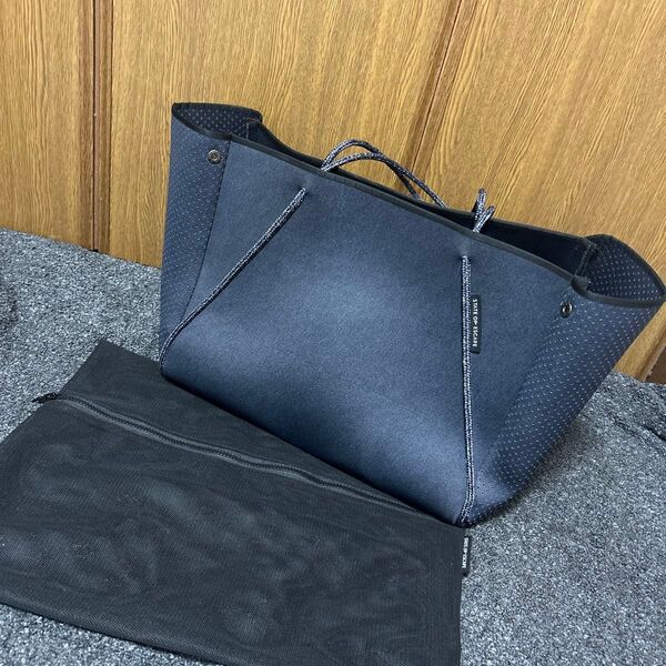STATE OF ESCAPE トートバッグ