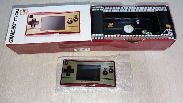 ゲームボーイミクロ ファミコンカラー