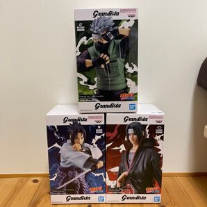 Grandista UCHIHA ITACHI.SAUKE.HATAKEKAKASHI