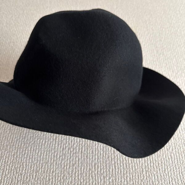 ウールツバヒロハット ブラック