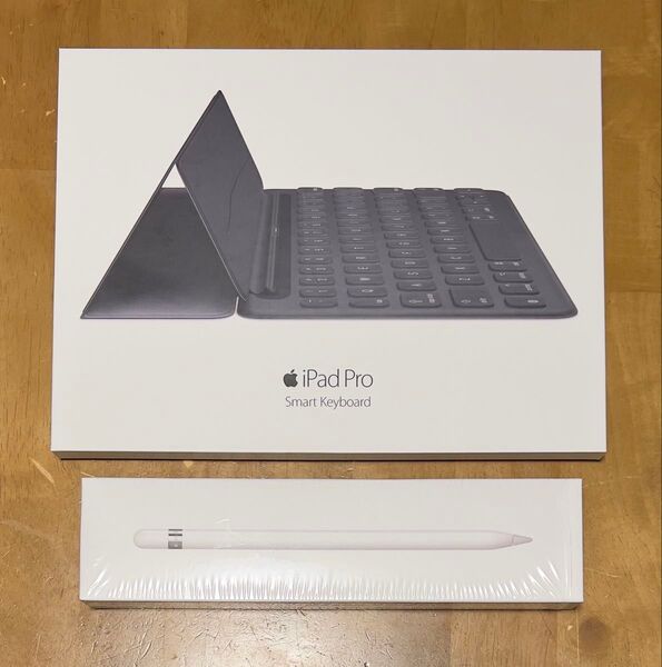 【美品Apple純正フルセット】iPadを使うならこれがあると便利で楽しめるAppleスマートキーボード&Appleペンシル