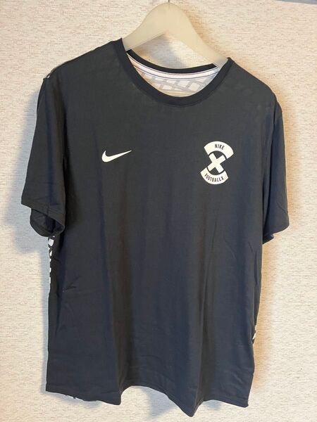 THE NIKE TEE XXL FOOTBALL X Tシャツ 半袖 ナイキ