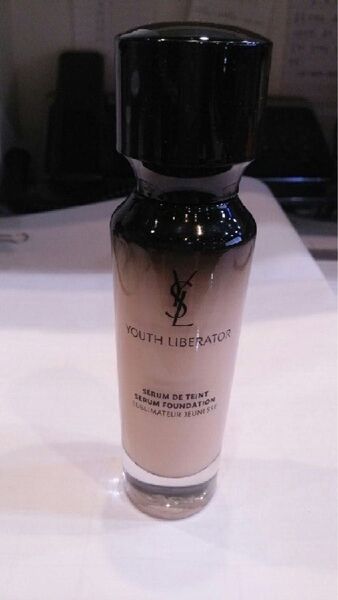 YSL リキッドファンデーション サンローラン ユースリブレイター