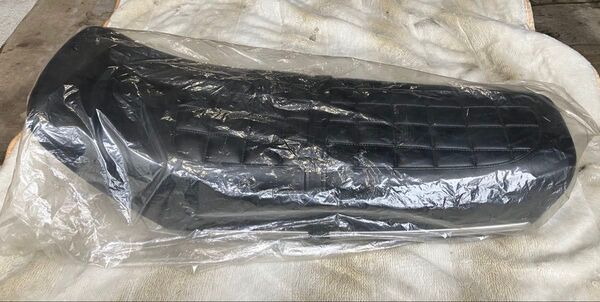マッハ750ss 純正 シート ノーマル 希少 未使用 激レア マッハⅣ マッハ 750ss カワサキ MACH H2 純正シート