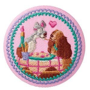 ディズニー刺繍缶バッチ【わんわん物語】
