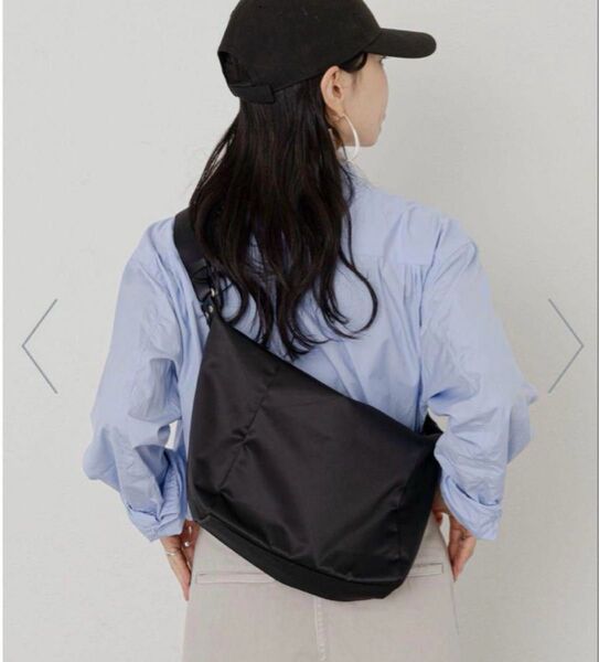【極美品】russet ラシット clouds nylon スリングバッグ ショルダーバッグ