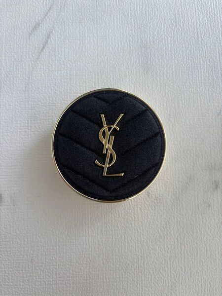 Yves Saint Laurent ノベルティ クッションファンデケース