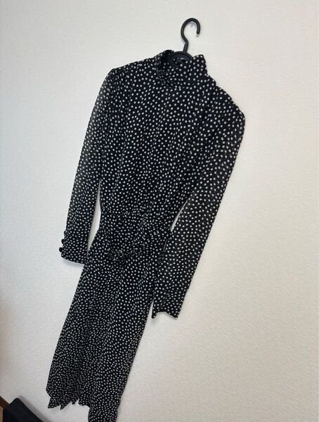 ベルト付き ZARA ドットワンピース