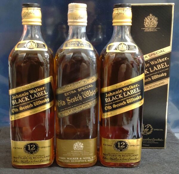 合計3本セット70年代ジョニーウォーカー ブラックラベル 金キャップ 80年代黒金キャップ 古酒Johnnie Walker