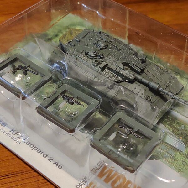 ワールドタンクミュージアム vol.6 1/144 メルカバ mk.Ⅲ バズ・ダークグリーン迷彩 タカラ WTM 戦車 イスラエル