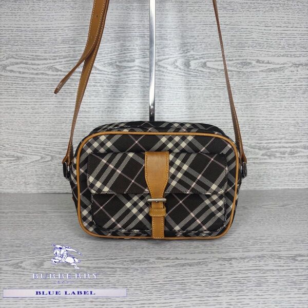 極美品 Burberry バーバリーブルーレーベル ショルダーバックM57