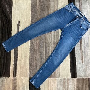 ZARA ザラ デニム ジーンズ スキニー 大きめ サイズ34 伸縮性あり ストレッチ