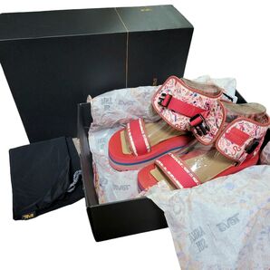 teva 厚底サンダル ANNA SUI 赤 ロリポップ 軽量 美品 25 24.5 アナスイ スポーツサンダル