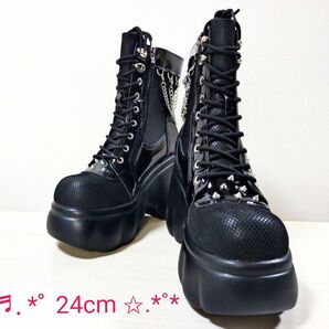 厚底プラットフォームブーツ【24.0cm】