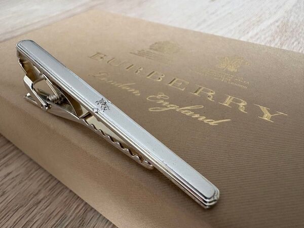 BURBERRY スターリングシルバー製ネクタイピン※付属品無し