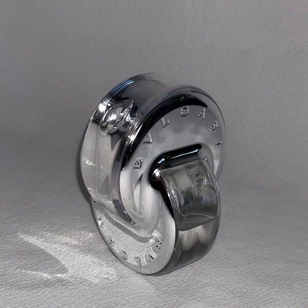 【箱なし・残量半分以上】ブルガリ 香水 BVLGARI オムニア クリスタリン オードトワレ スプレー