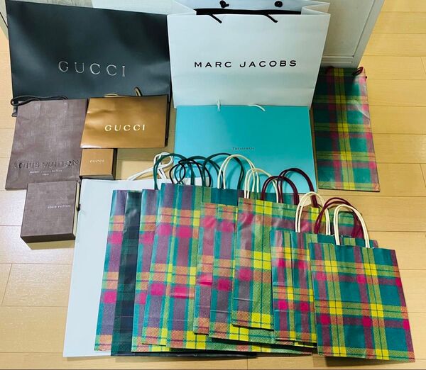 ブランドショップ袋 ショッパー グッチ、ヴィトン、ティファニー、伊勢丹等計20点