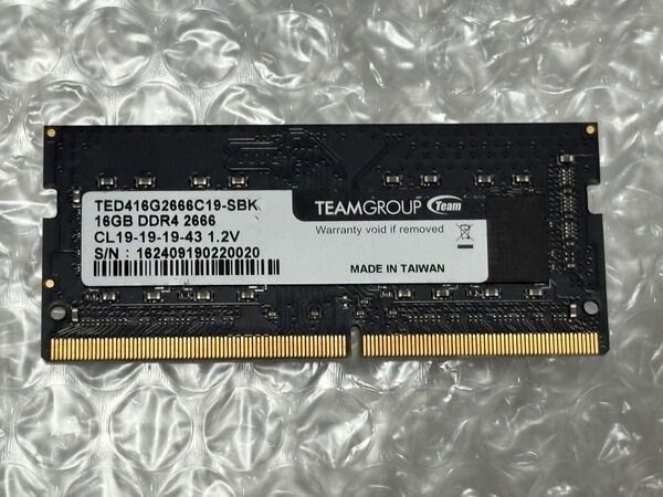 【中古】DDR4 SODIMM 32GB(16GB2枚組) TEAM TED416G2666C19-SBK [DDR4-2666
