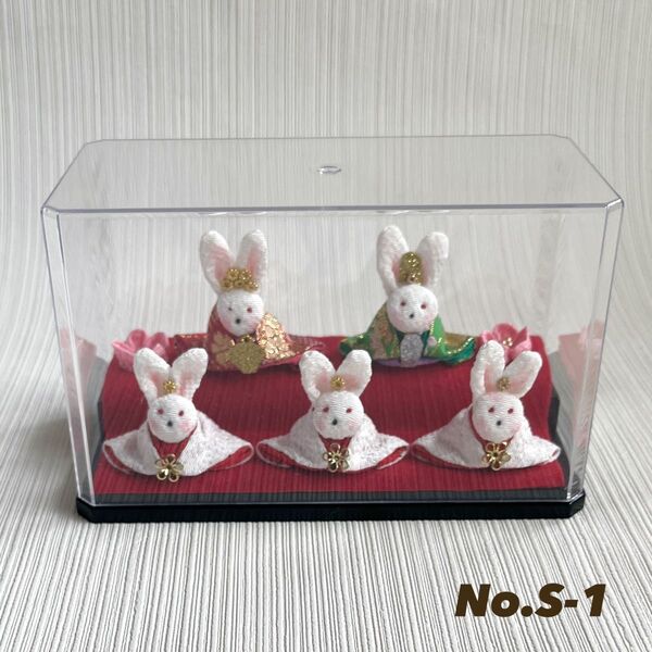 ちりめん細工 うさぎのひな飾り ハンドメイド 置き物 飾り おひなさま